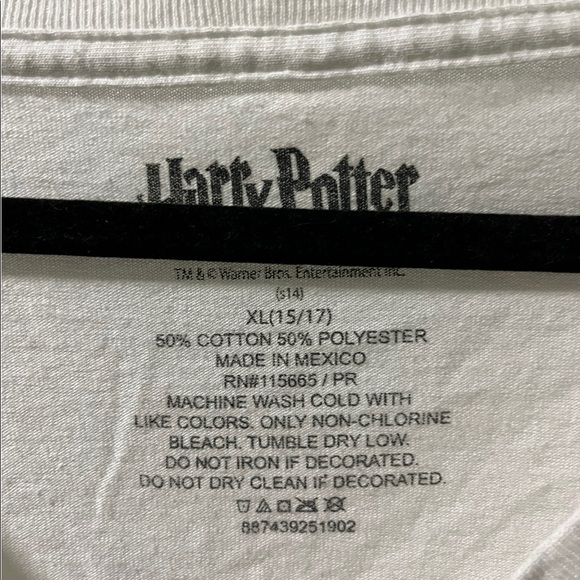 *LAST CHANCE* HARRY POTTER GRAPHIC V NECK - Picture 2 of 4